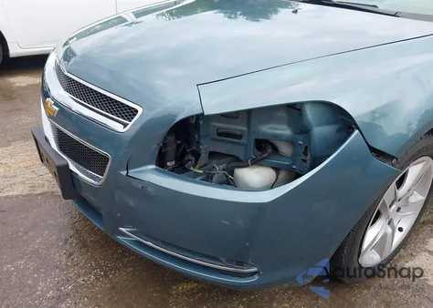 2009 Chevrolet Malibu Ls z USA, uszkodzony, nr VIN 1G1ZG57BX9F156153